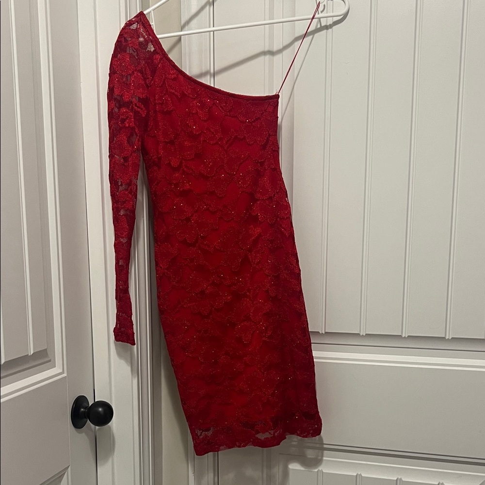 Jump Red One-Shoulder Lace Cocktail Dress